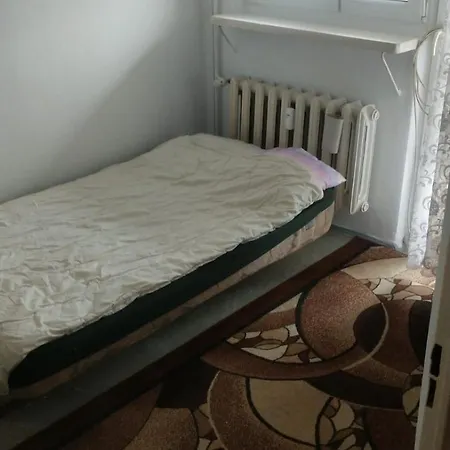 Cale Mieszkanie Na Wylacznosc 2-pokojowe, Wiezowiec 9 Pietro Piekny Widok, Swietna Lokalizacja